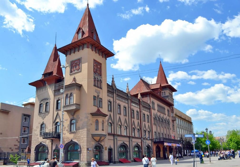 УЮТНАЯ КВАРТИРА В САМОМ ЦЕНТРЕ САРАТОВА